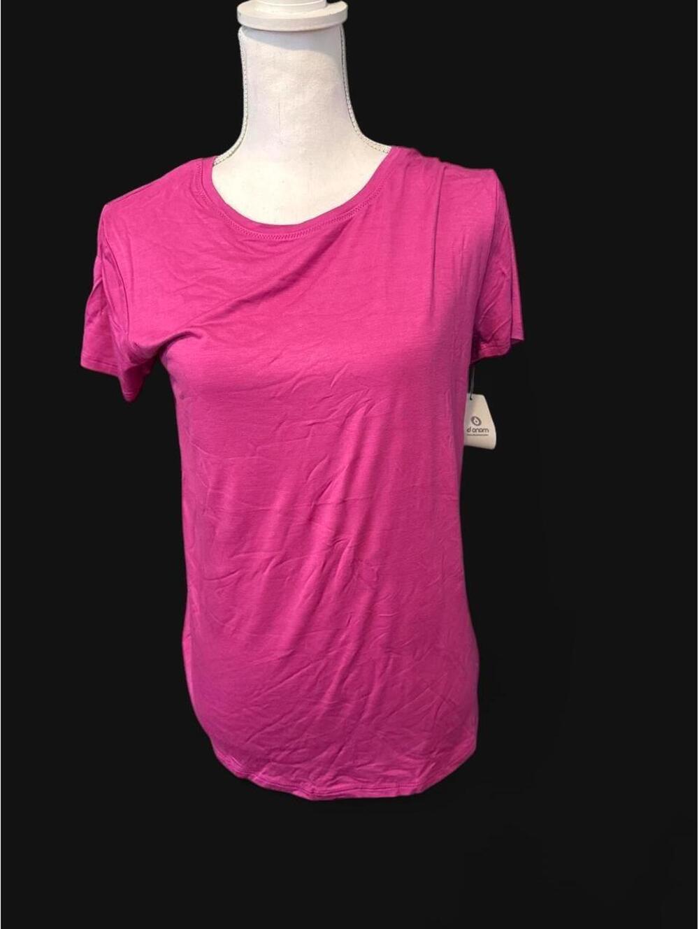 Mono B Magenta Pink Short Sleeve Round Neck Tunic T-Shirt Women’s size M NWT